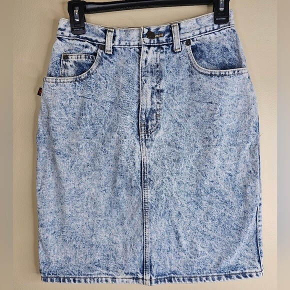Sasson vintage acid wash jean skirt with bow size 9 runs small closer to 6 - Picture 1 of 7